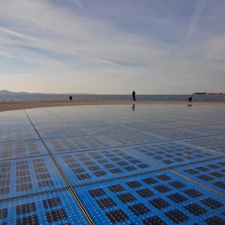 Apartman Zara, Centar Zára