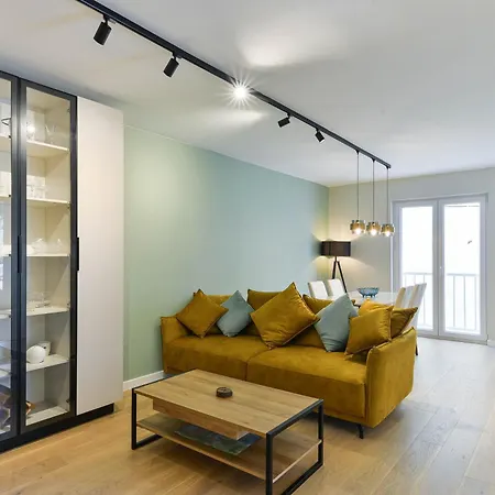 Zara, Centar Apartman *