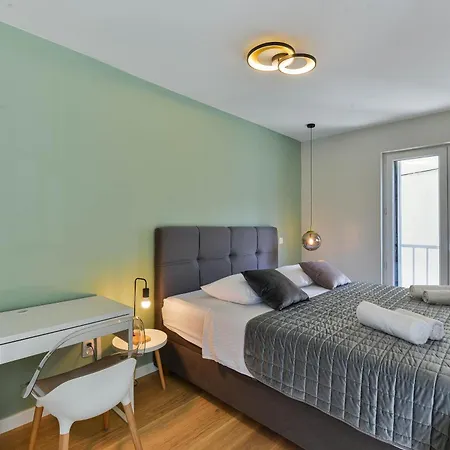 Apartman Zara, Centar Zára