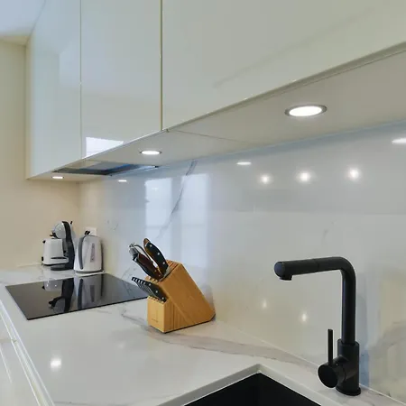 Apartment Zara, Centar